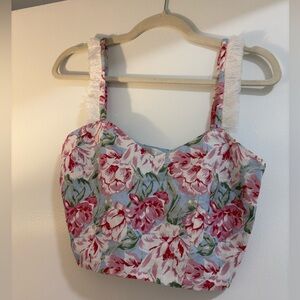Wayf Floral Crop Top - light blue with pink florals